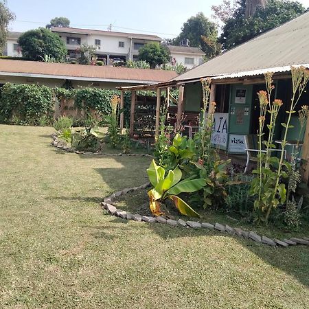 Gaia Eco Hub Bnb Bed & Breakfast Fort Portal Exterior photo