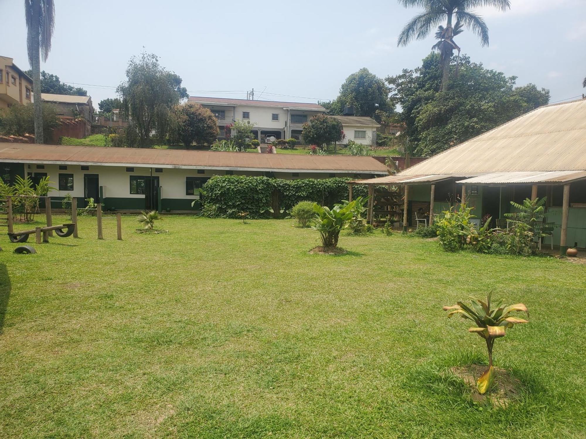 Gaia Eco Hub Bnb Fort Portal Exterior photo