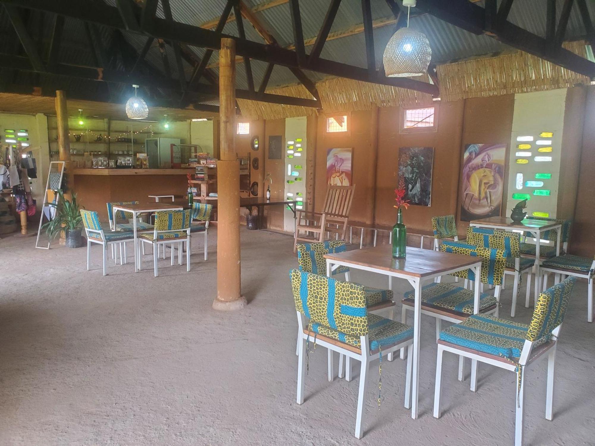 Gaia Eco Hub Bnb Fort Portal Exterior photo