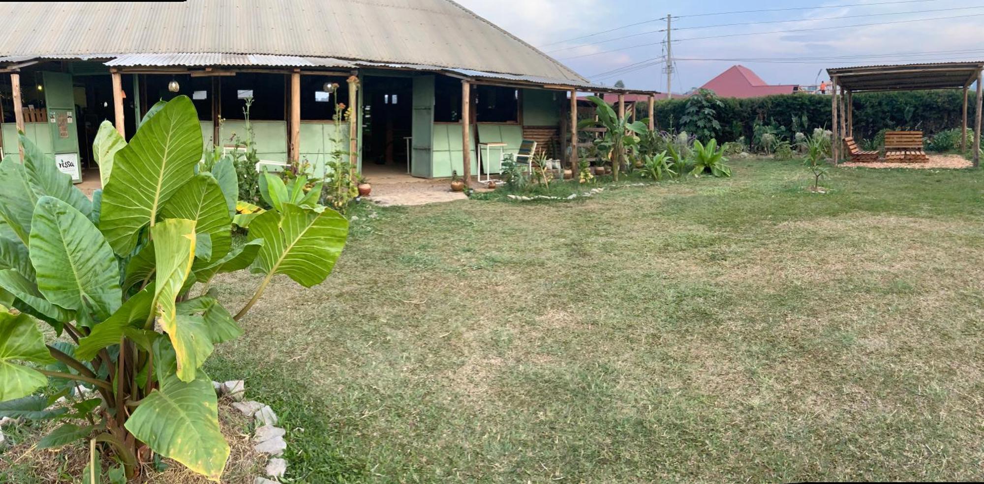 Gaia Eco Hub Bnb Fort Portal Exterior photo